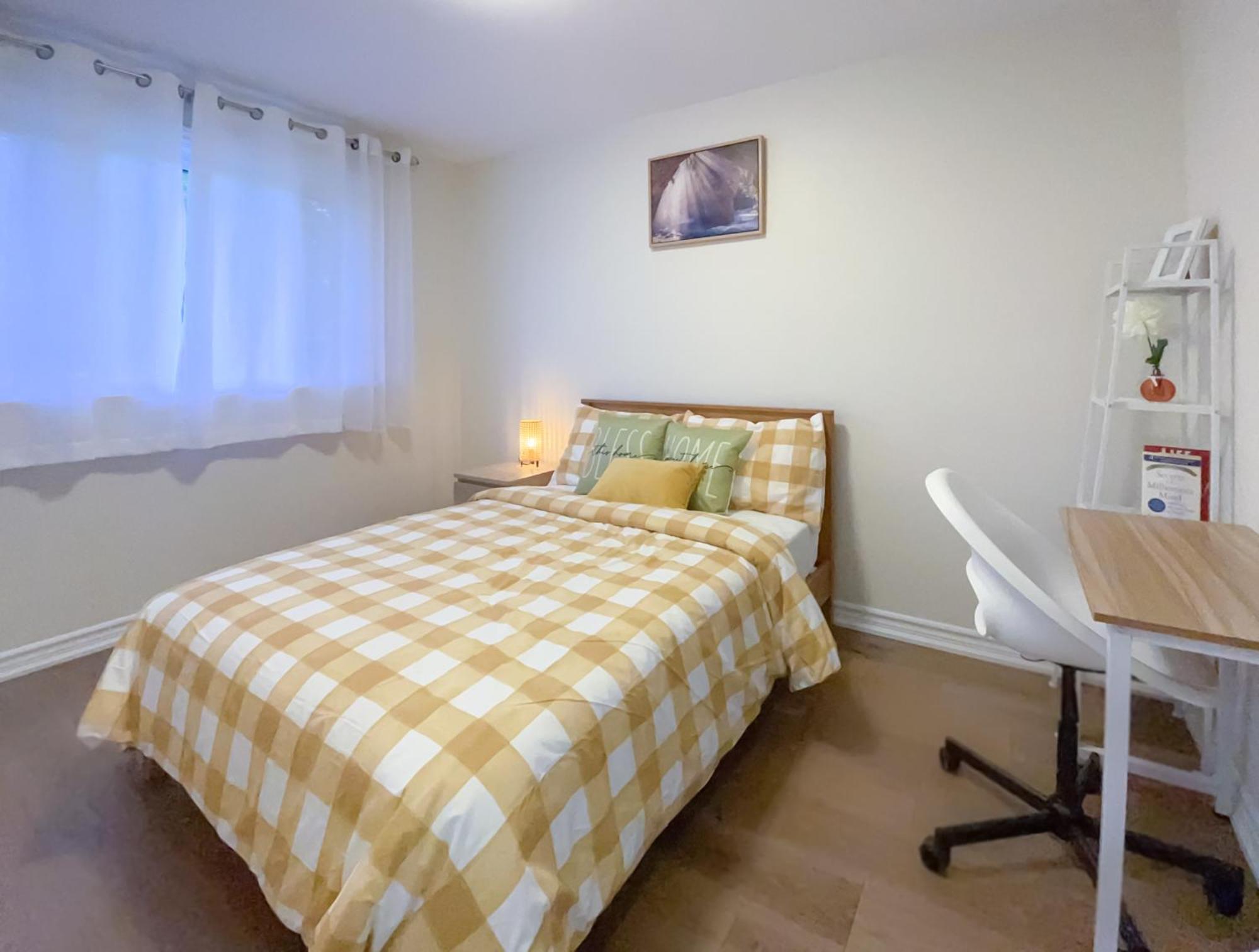 Newly-Renovated 3Br House, 12 Minutes To Airport Lejlighed Toronto Eksteriør billede