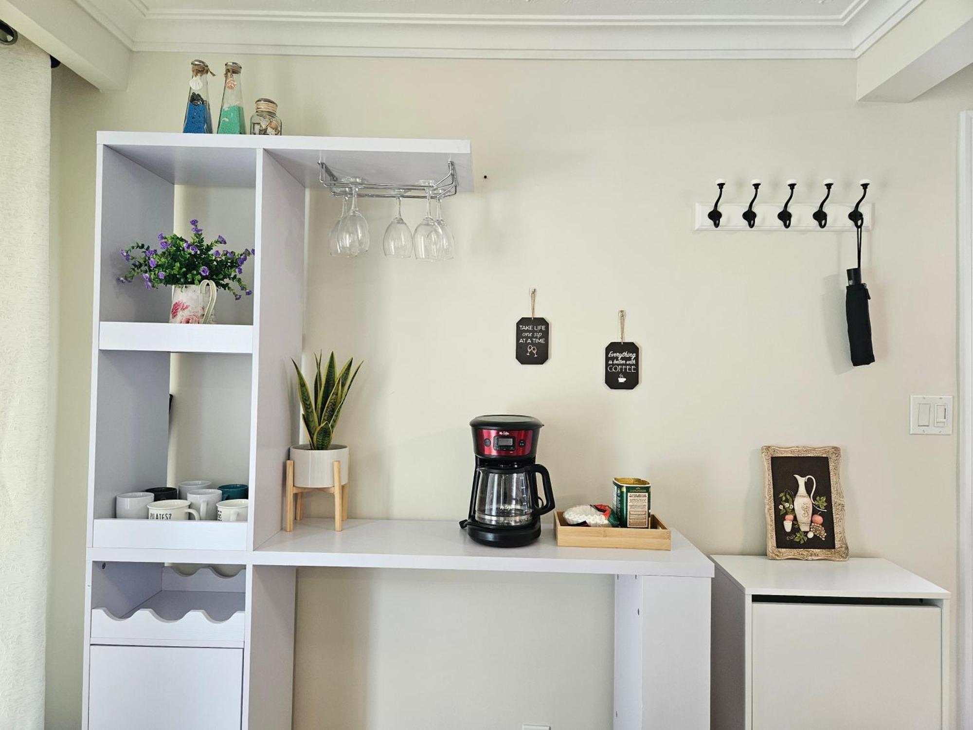 Newly-Renovated 3Br House, 12 Minutes To Airport Lejlighed Toronto Eksteriør billede